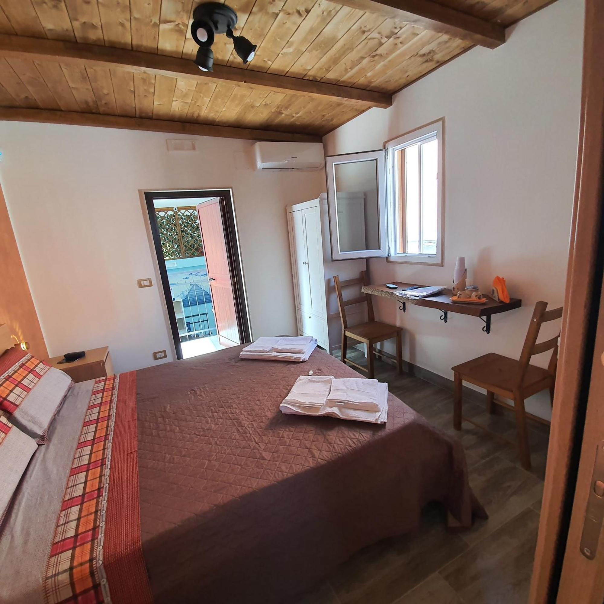 타란토 Angela'S House B&B 외부 사진